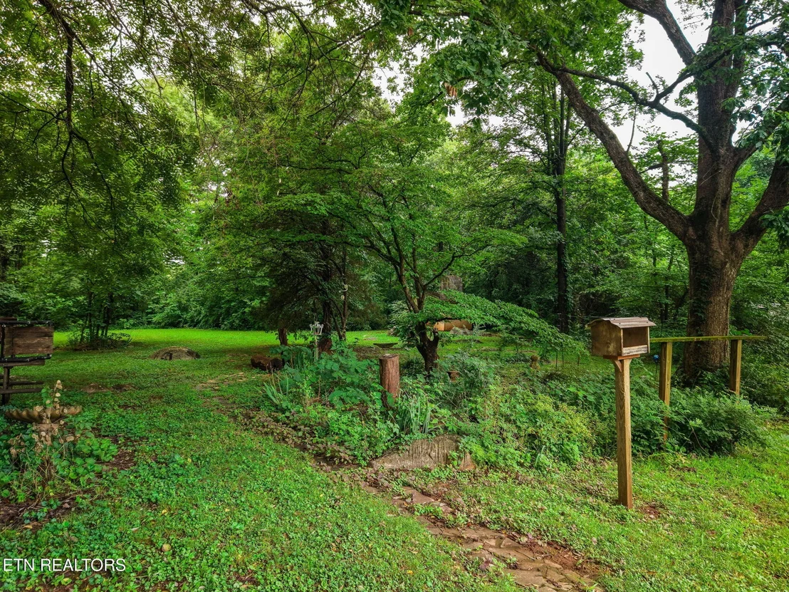 Photo of 679 N Wright Rd