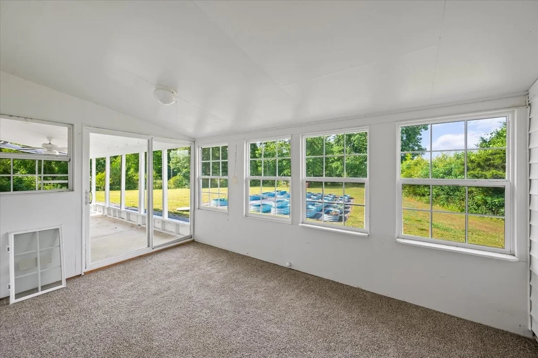 Photo of 289 Cedar Park Dr