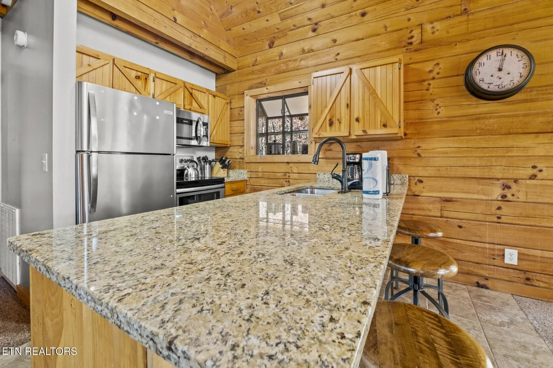 Photo of 419 Sassafras Tr