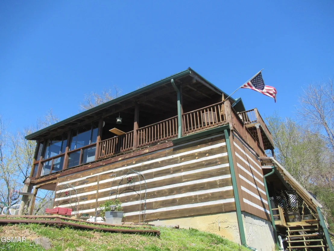 Photo of 3002 Nellie Drive