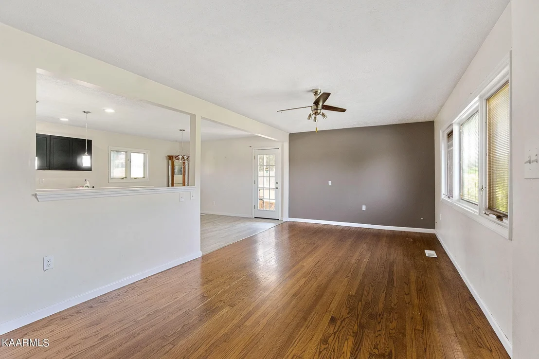 Photo of 2666 Lakemoore Drive
