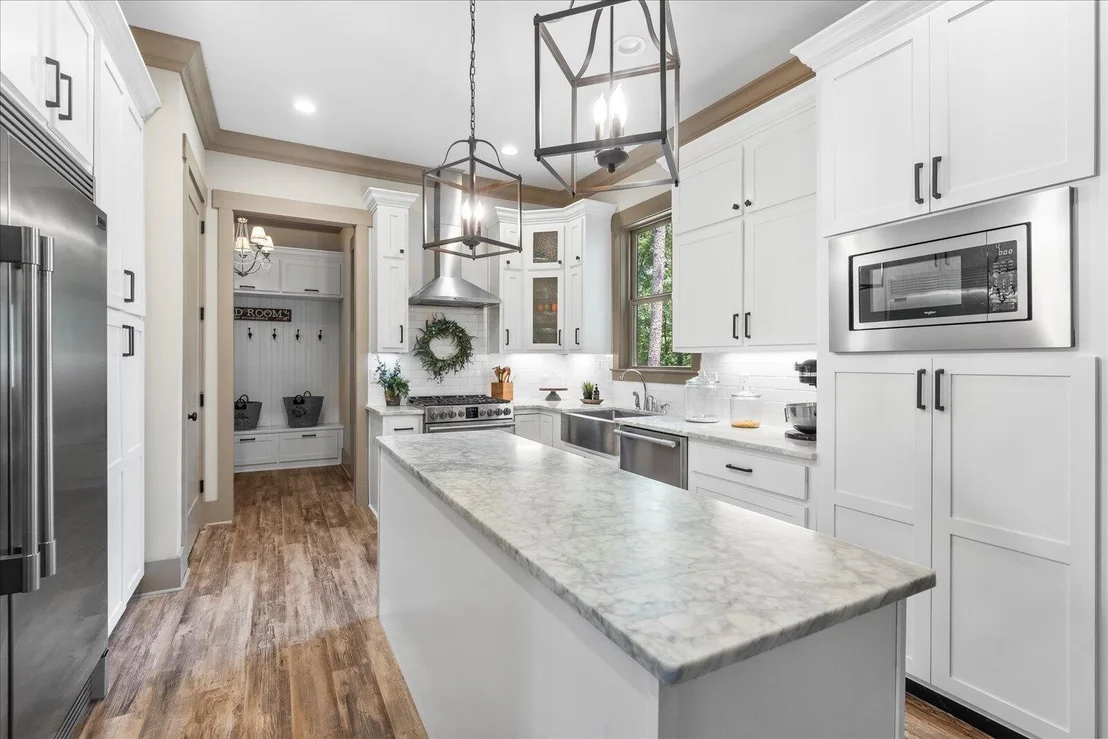 Photo of 8417 Pine Ridge Road