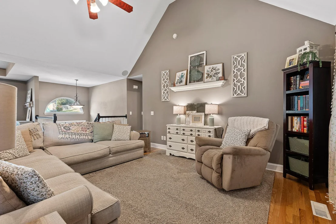 Photo of 42 Willowbrook Drive