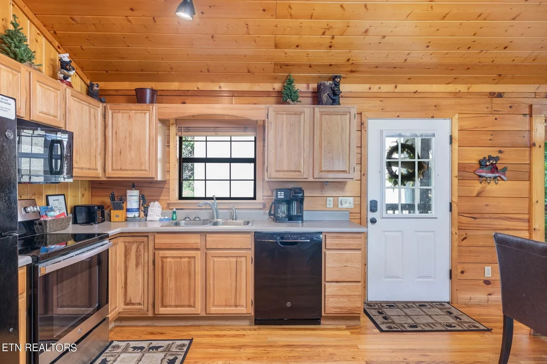 Photo of 1536 Bears Den Way