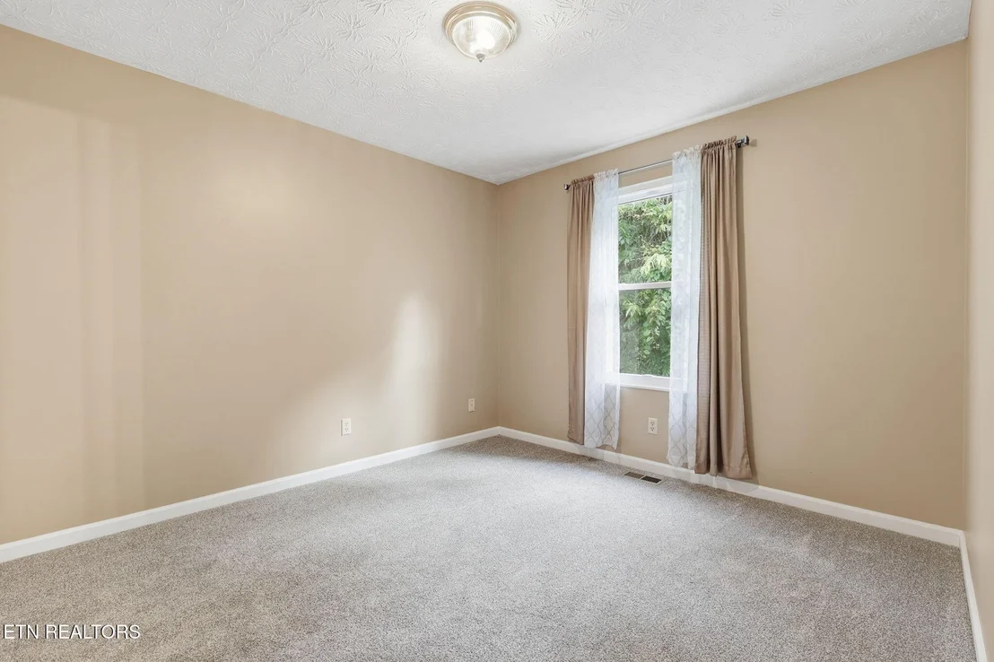 Photo of 5516 W Emory Rd