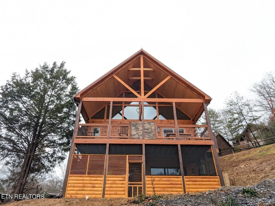 Photo of 723 Nighthawk Way