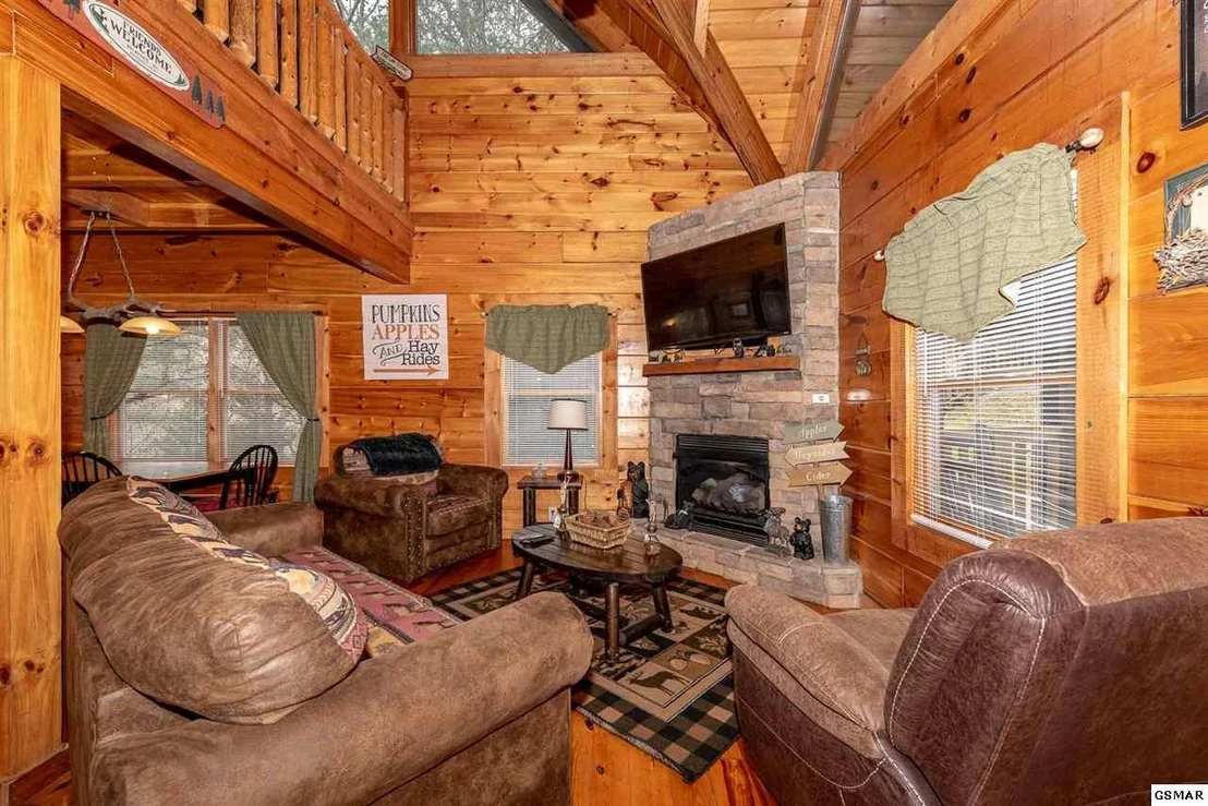 Photo of 3012 Oak Tree Way