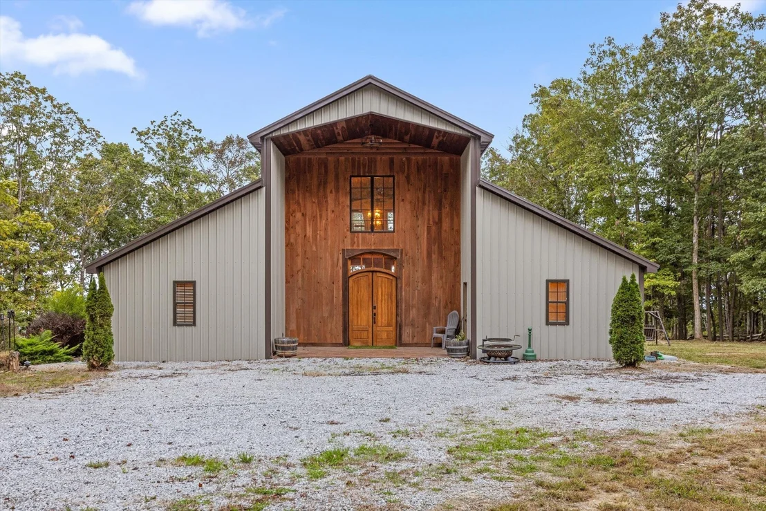 Photo of 400 Maple Trail
