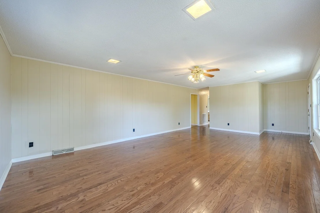 Photo of 160 DOVE DR