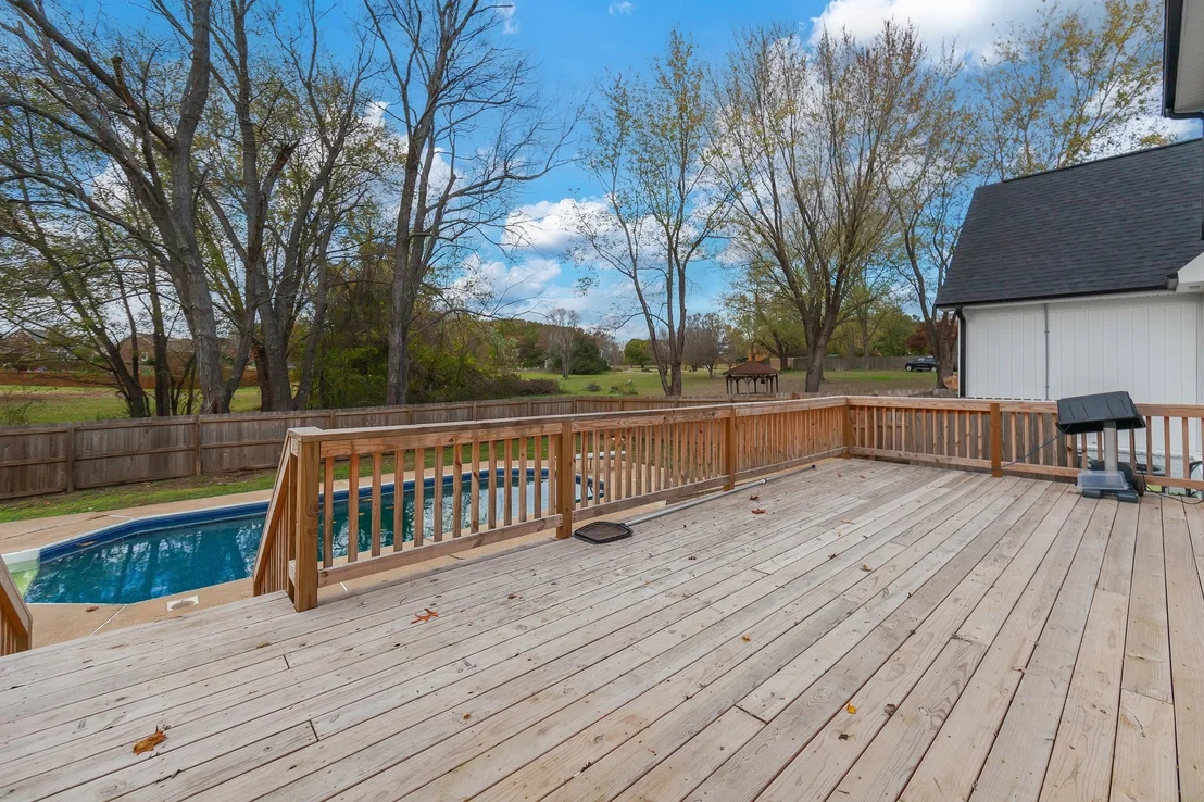 Photo of 250 Bascom Rd