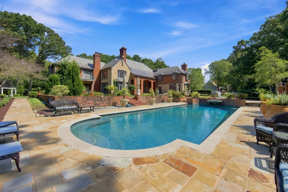 Photo of 18 Windwood Drive