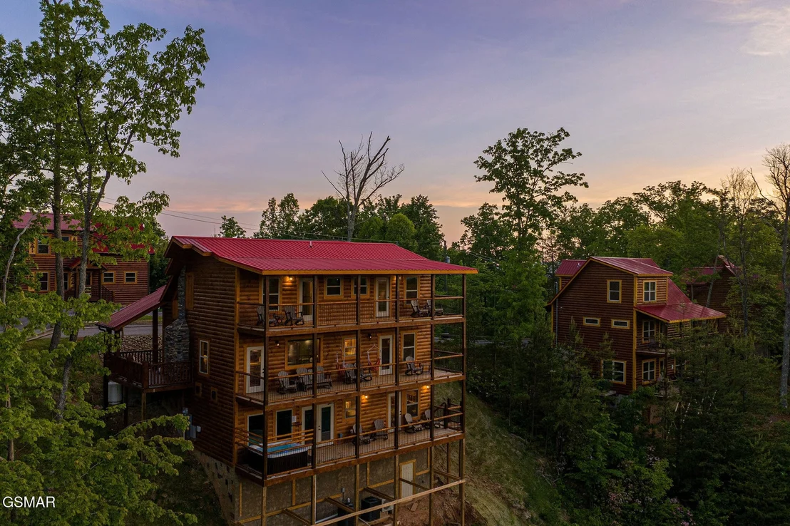 Photo of 2140 E View Drive