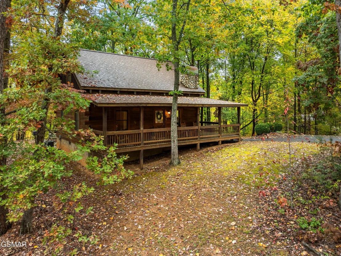 Photo of 2101 Red Bud Road