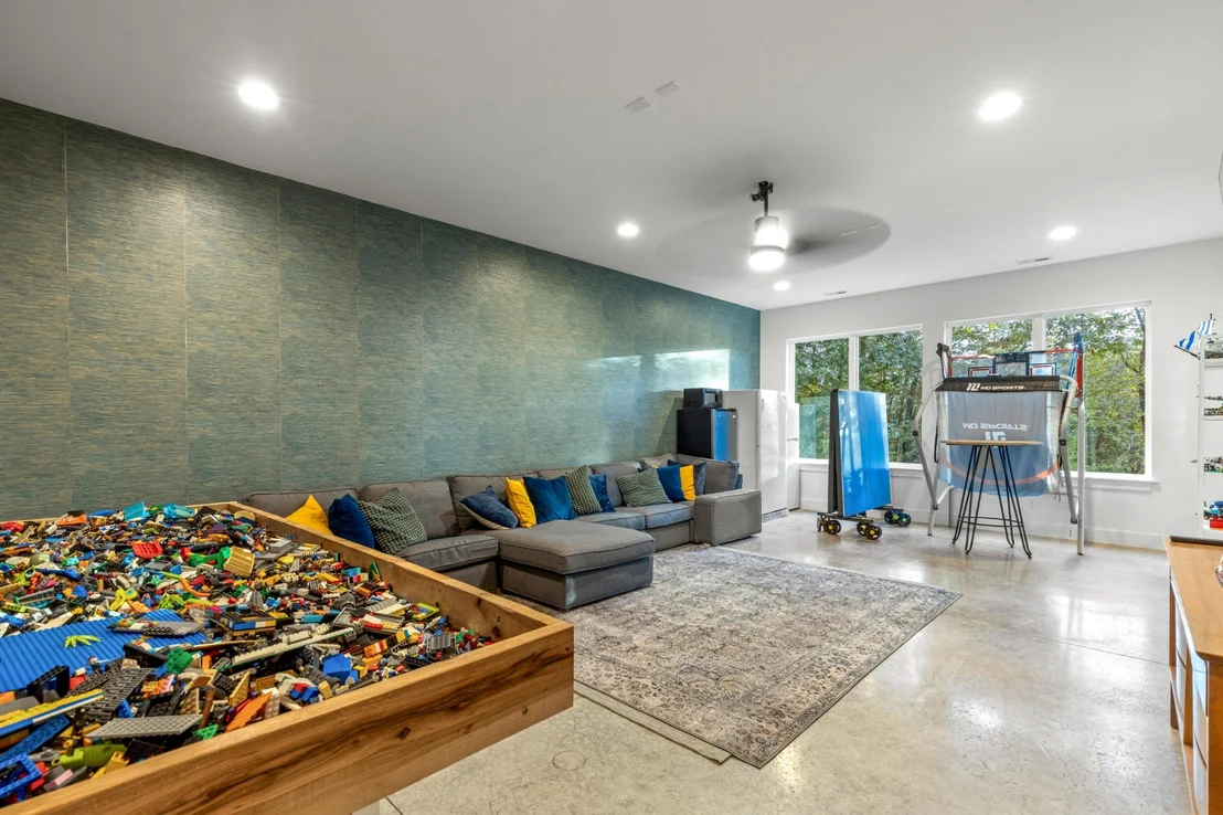 Photo of 163 Sunset Ridge Drive