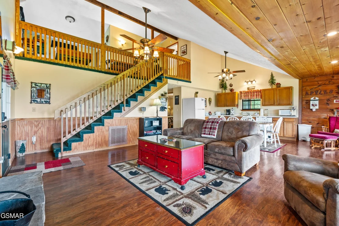 Photo of 1827 Timber Ridge Way