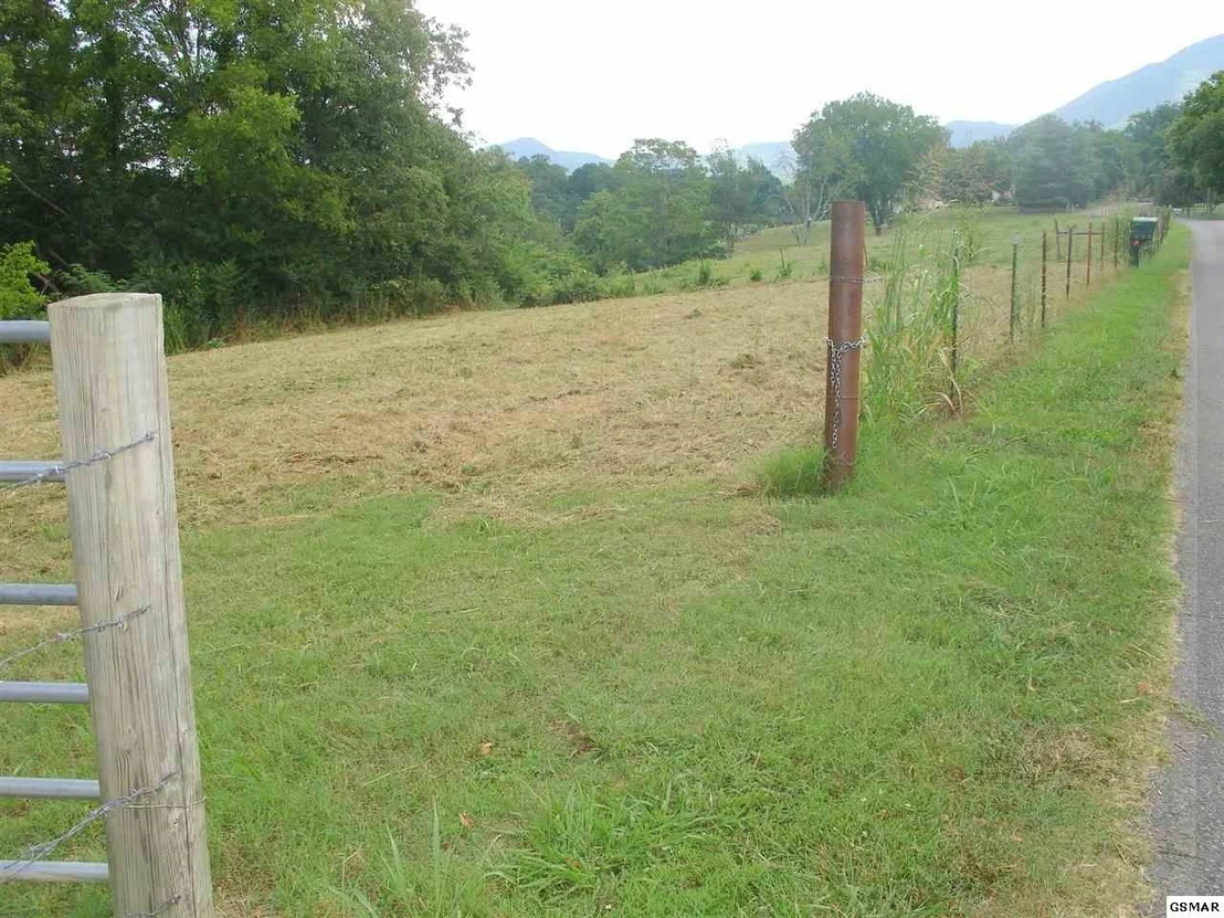 Photo of 462 County Line Road