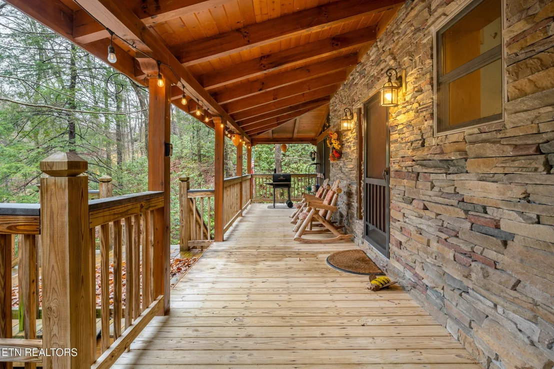 Photo of 3824 Bear Camp Way