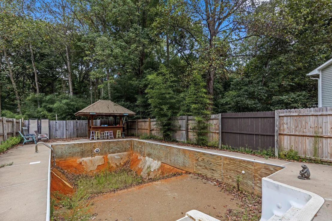 Photo of 91 Oak Hill Drive NE