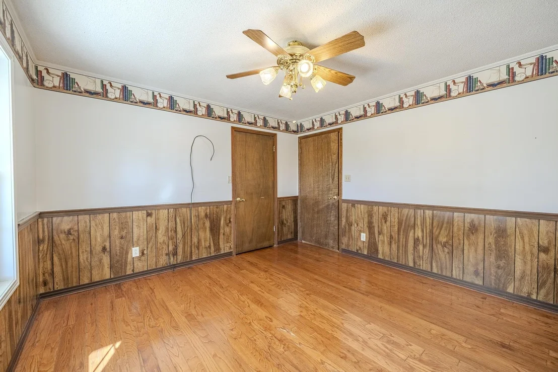 Photo of 160 DOVE DR
