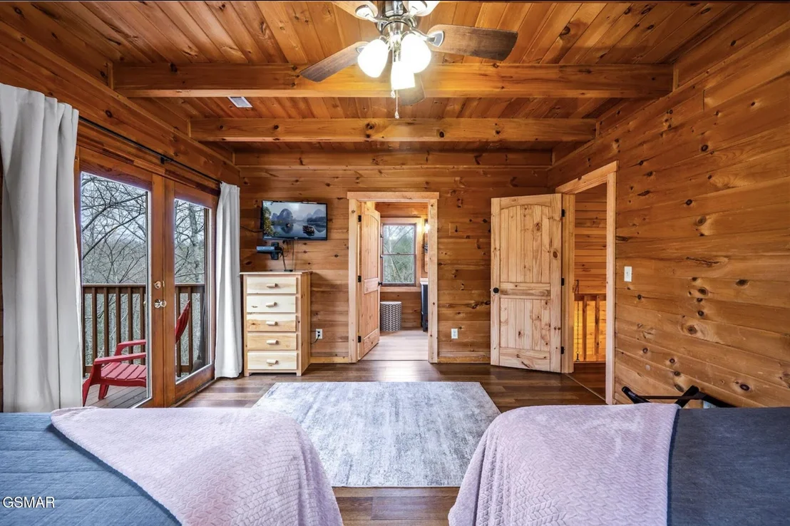 Photo of 745 Ski View Lane