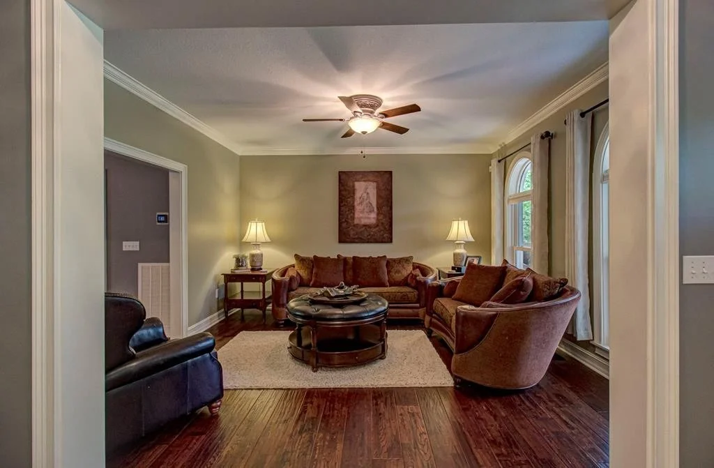Photo of 987 Willard Way