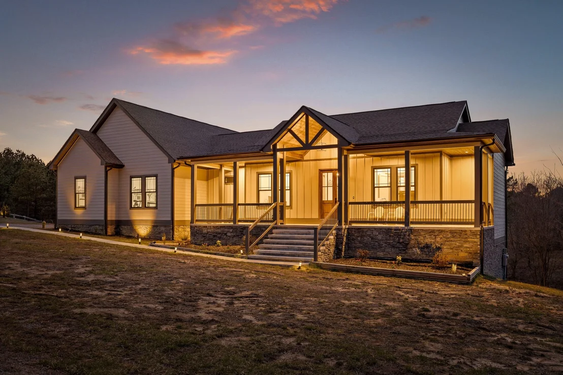 Photo of 2323 River Bluffs Drive
