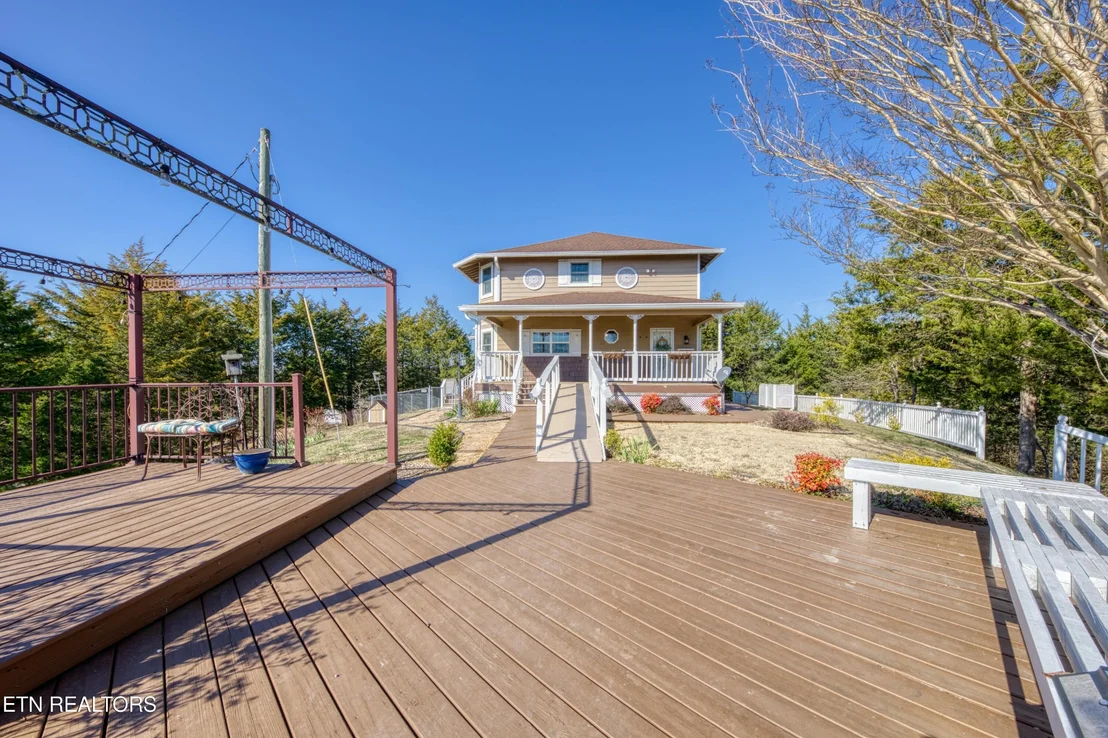 Photo of 1110 Bayfront Drive