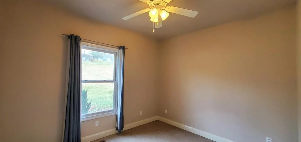 Photo of 1021 Eagle View Drive
