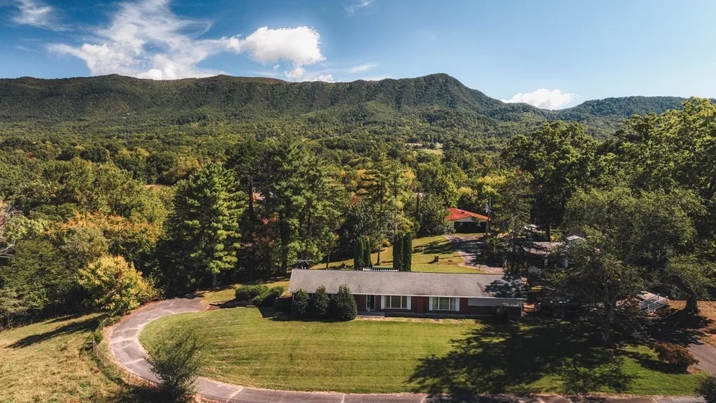 Photo of 201 County Line Road