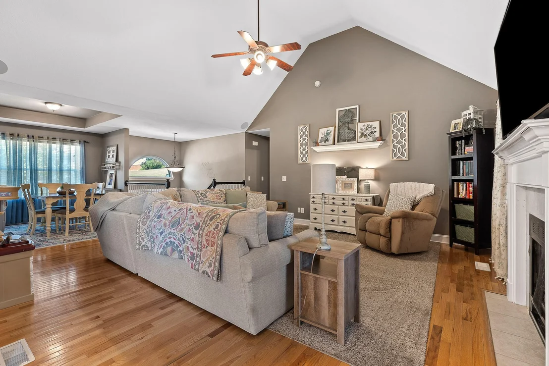 Photo of 42 Willowbrook Drive