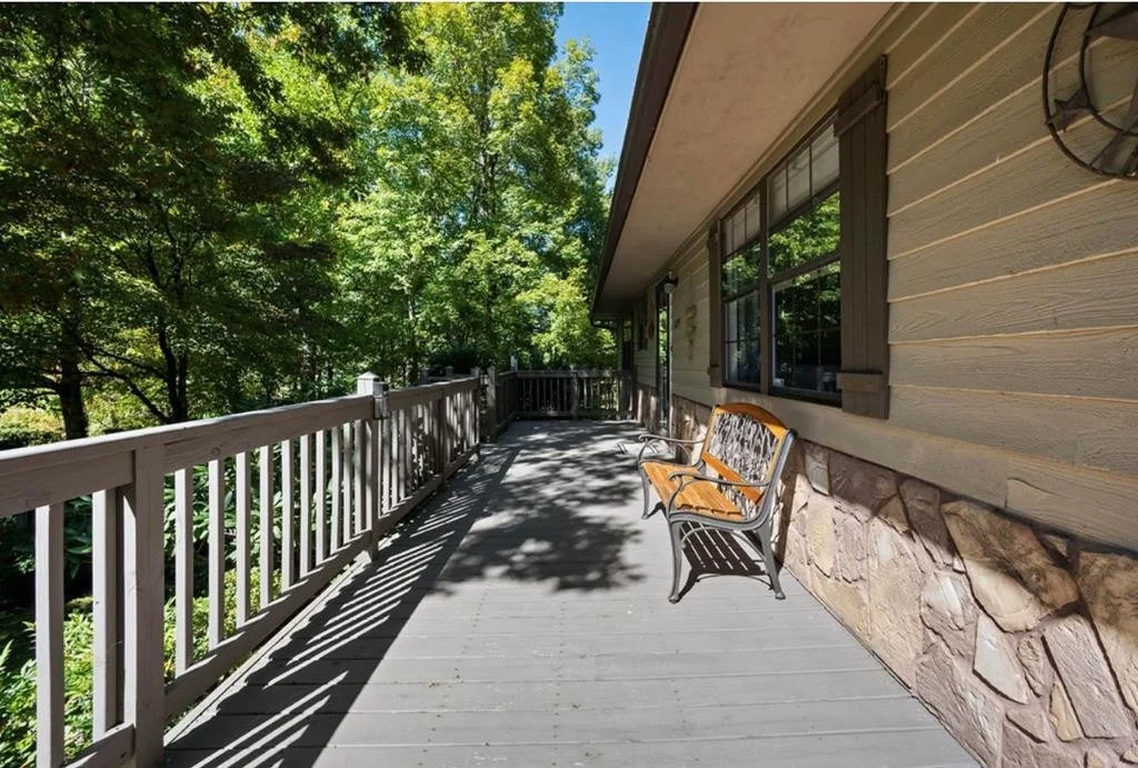Photo of 3719 Thayer Lane