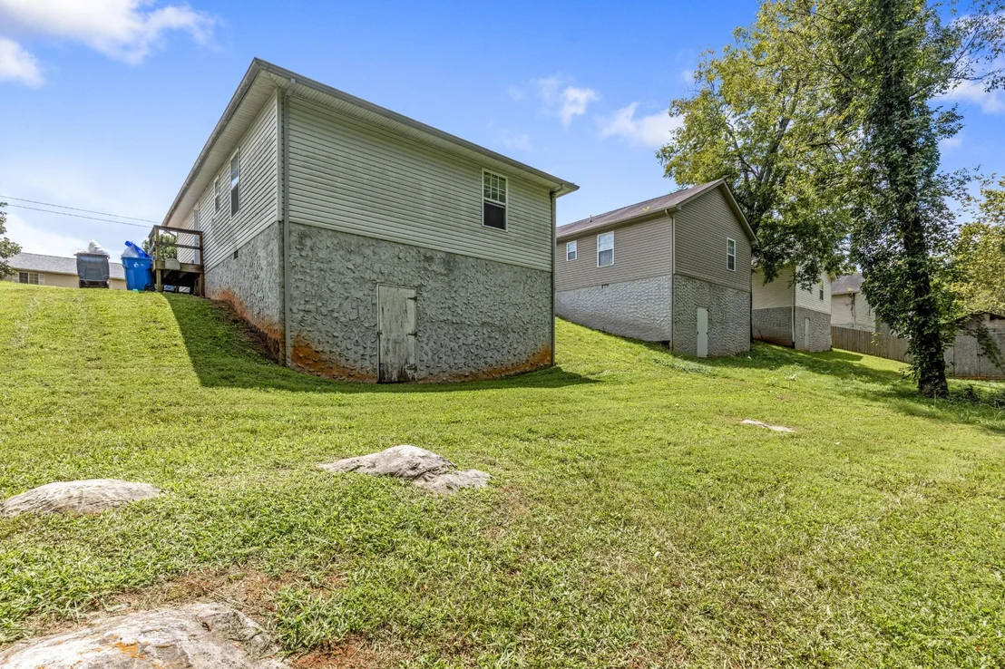 Photo of 232 W Edison Street