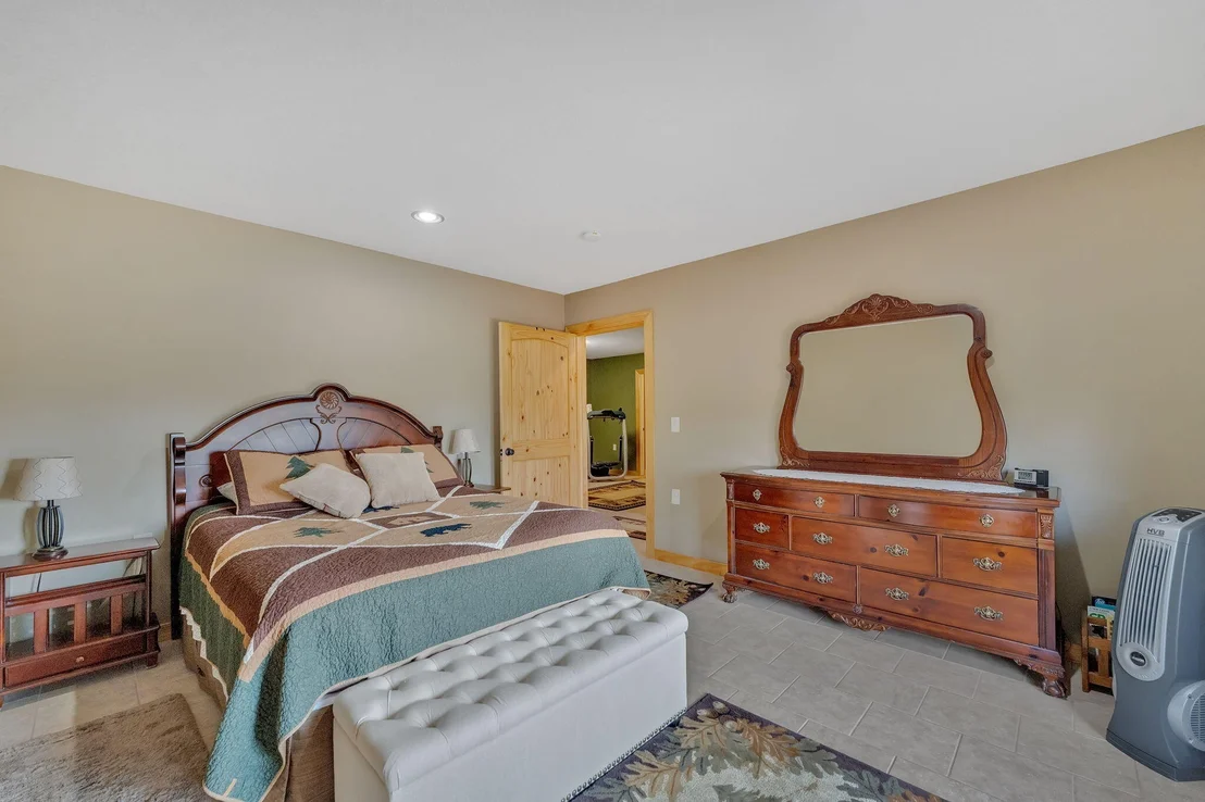 Photo of 2627 Mountain Blvd