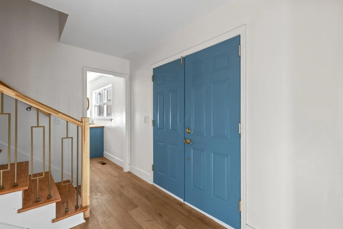 Photo of 7015 Fairington Circle