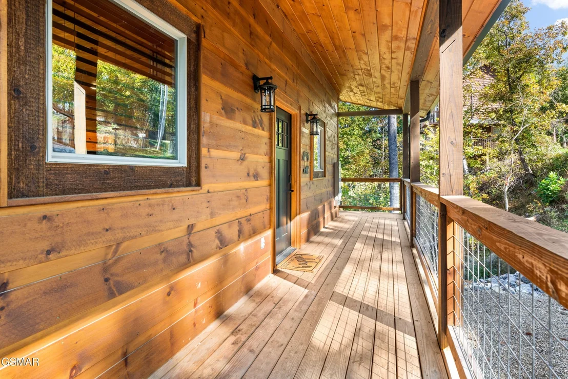 Photo of 2876 Pine Haven Drive