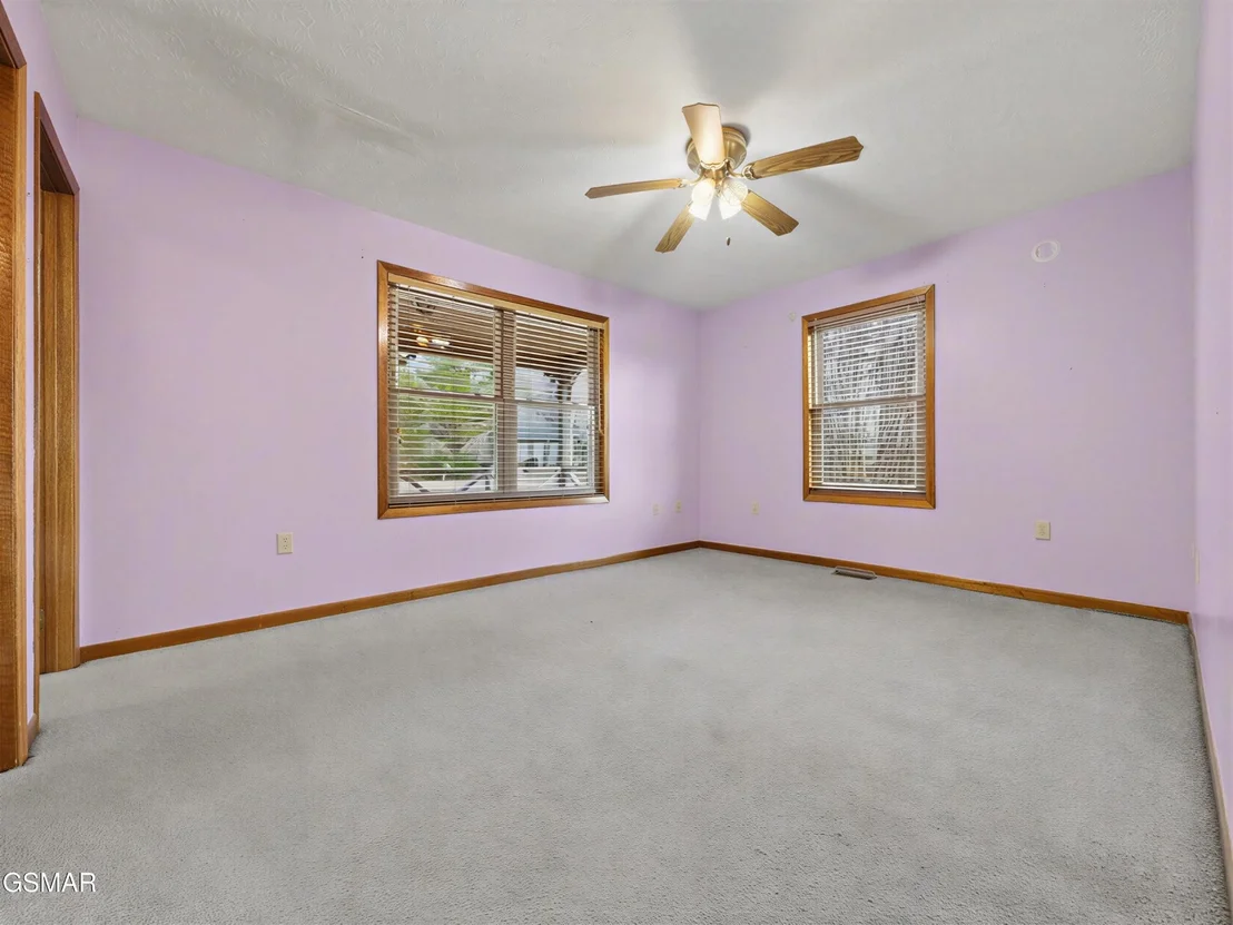 Photo of 2456 Amanda Lane