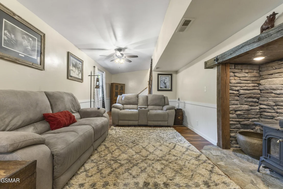 Photo of 1068 Mimosa Drive
