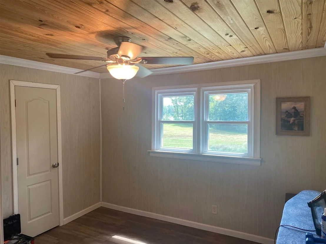 Photo of 185 QUALLS RD
