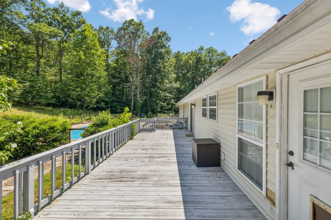 Photo of 547 Grindstone Hollow Rd