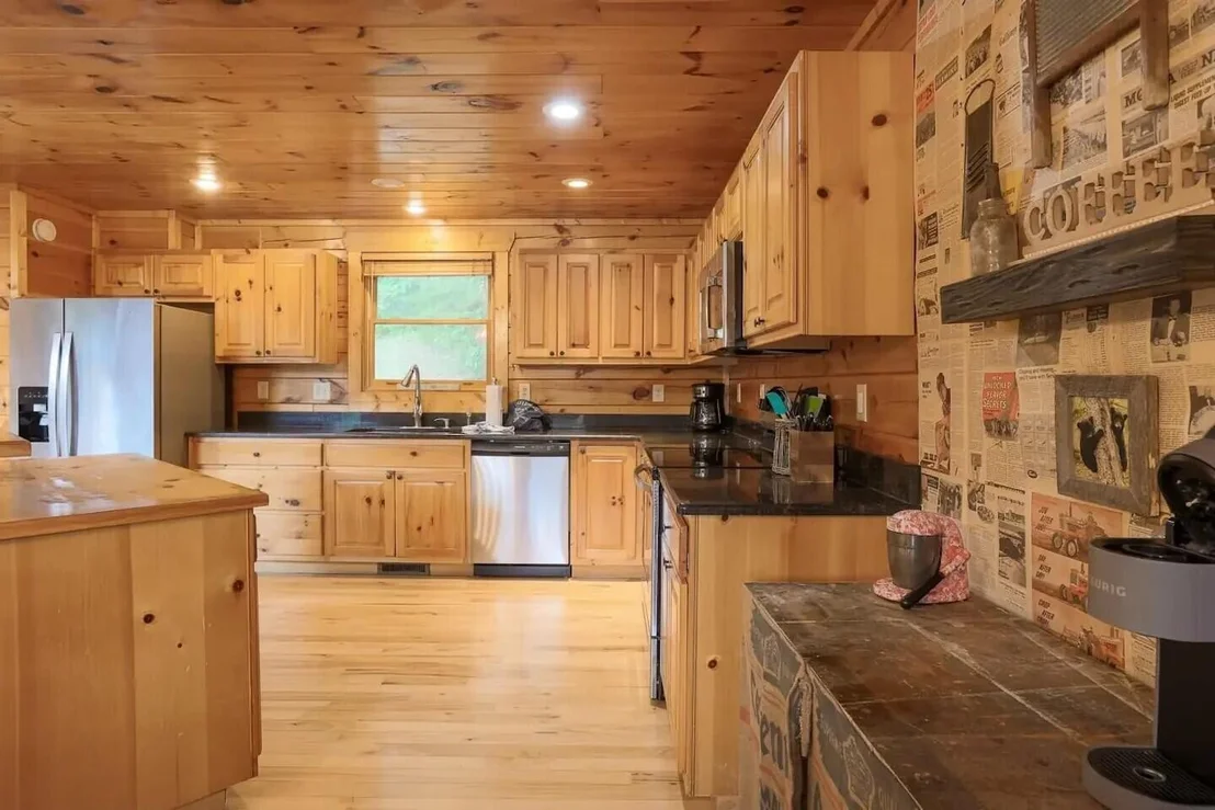 Photo of 2336 Breezy Rd