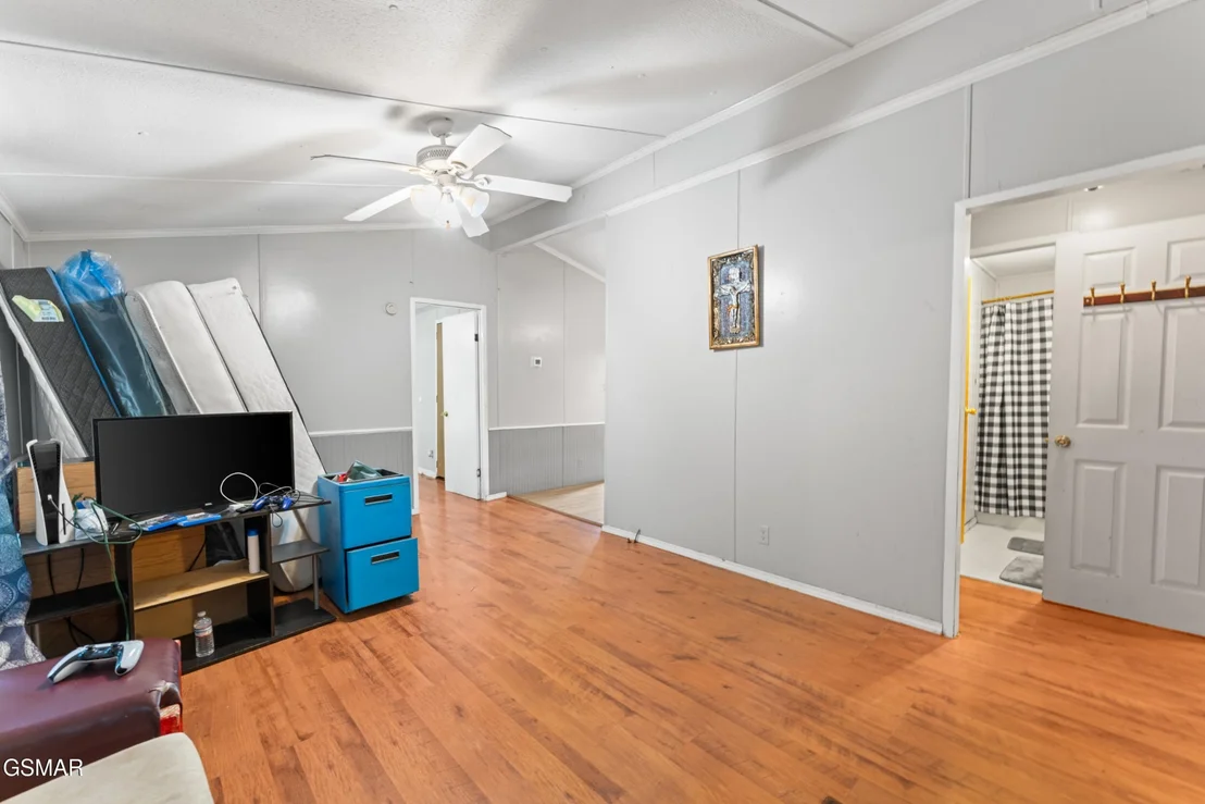 Photo of 446 Red Bud Lane