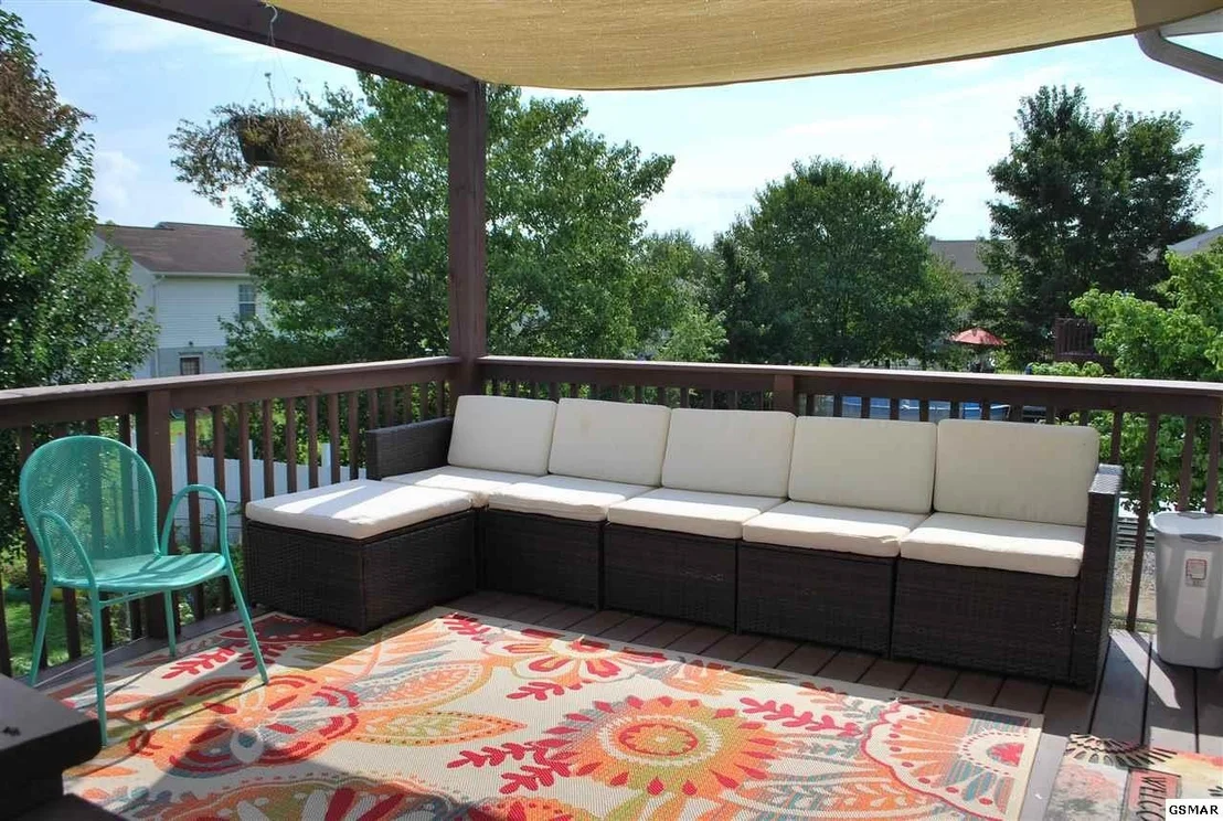 Photo of 227 River Valley Circle