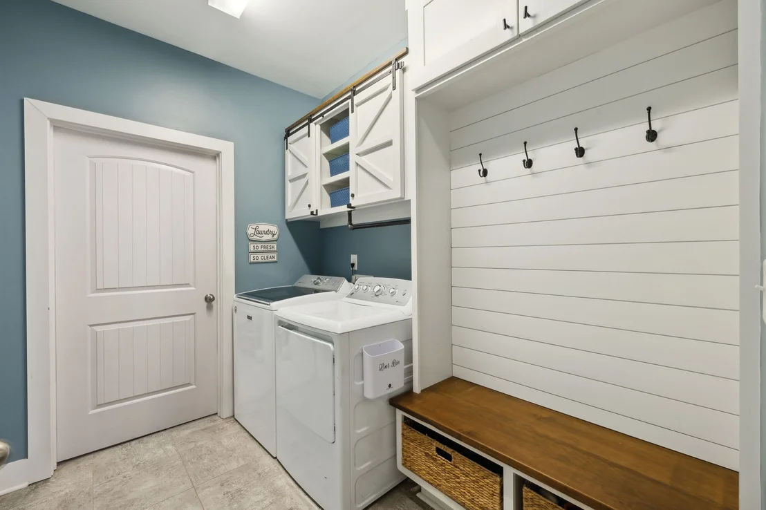 Photo of 7025 Headwaters Dr