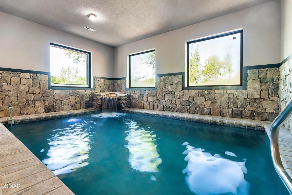 Photo of 2320 Headrick Lead