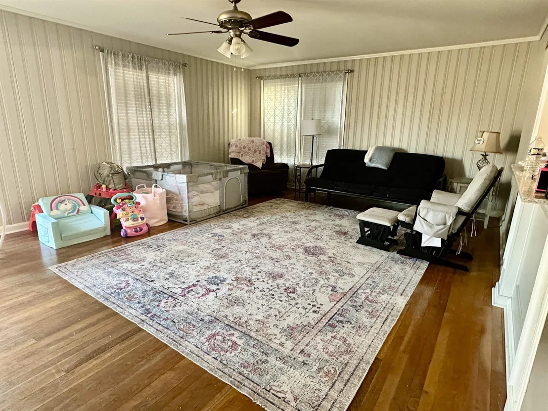 Photo of 205 LONG ST