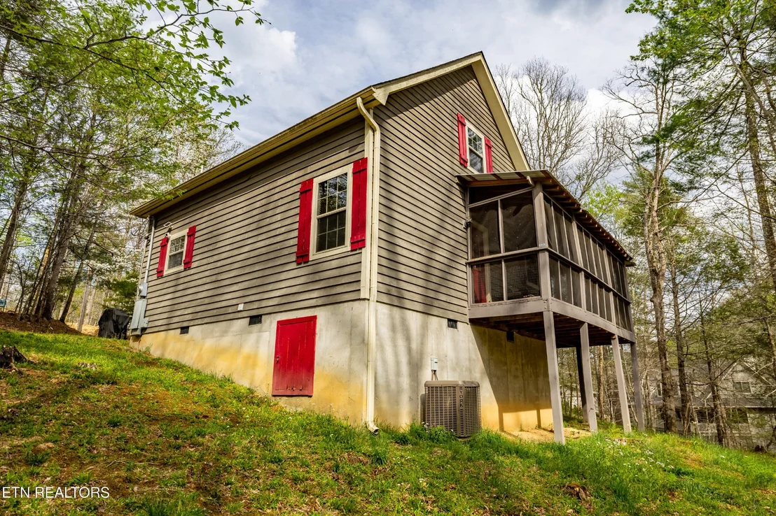 Photo of 516 Clearwater Circle