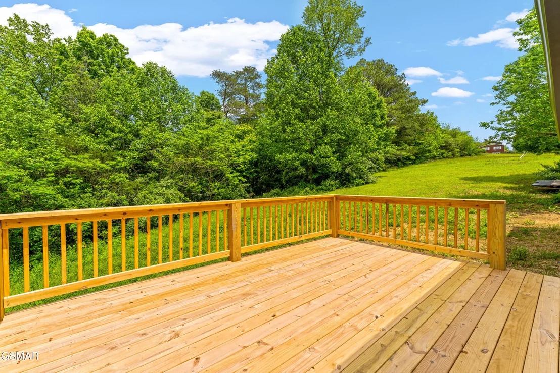 Photo of 1033 Cedar Ln