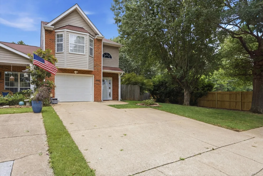 Photo of 6729 Hickory Trace Circle