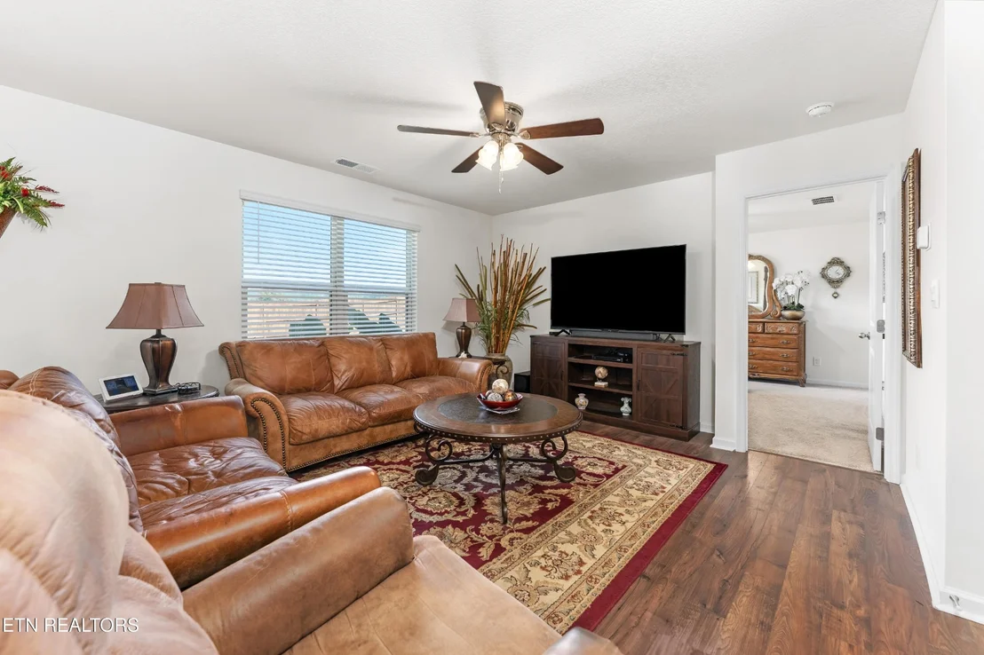 Photo of 180 Crescent Circle