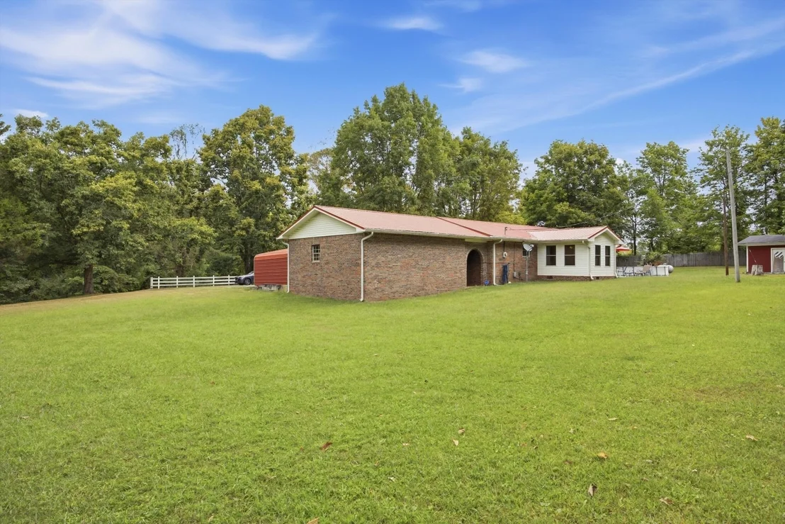 Photo of 175 Teeters Loop Road